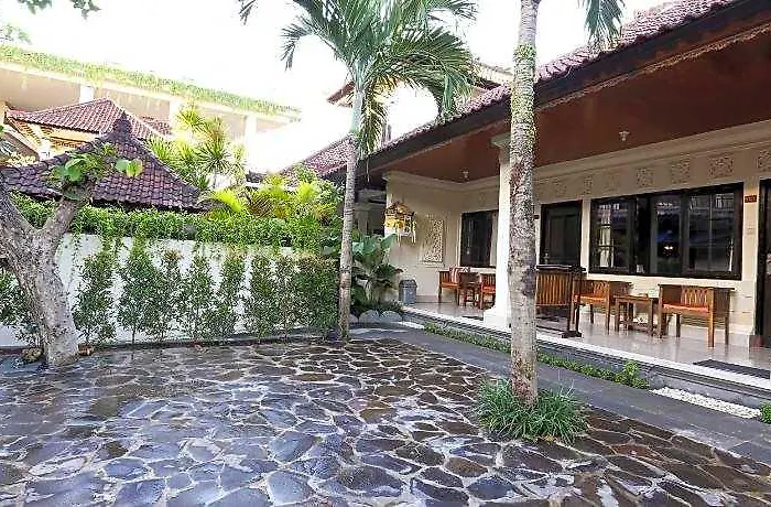 Sari Indah 2*