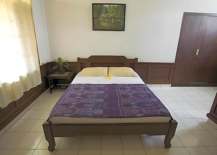 Sari Indah 2*